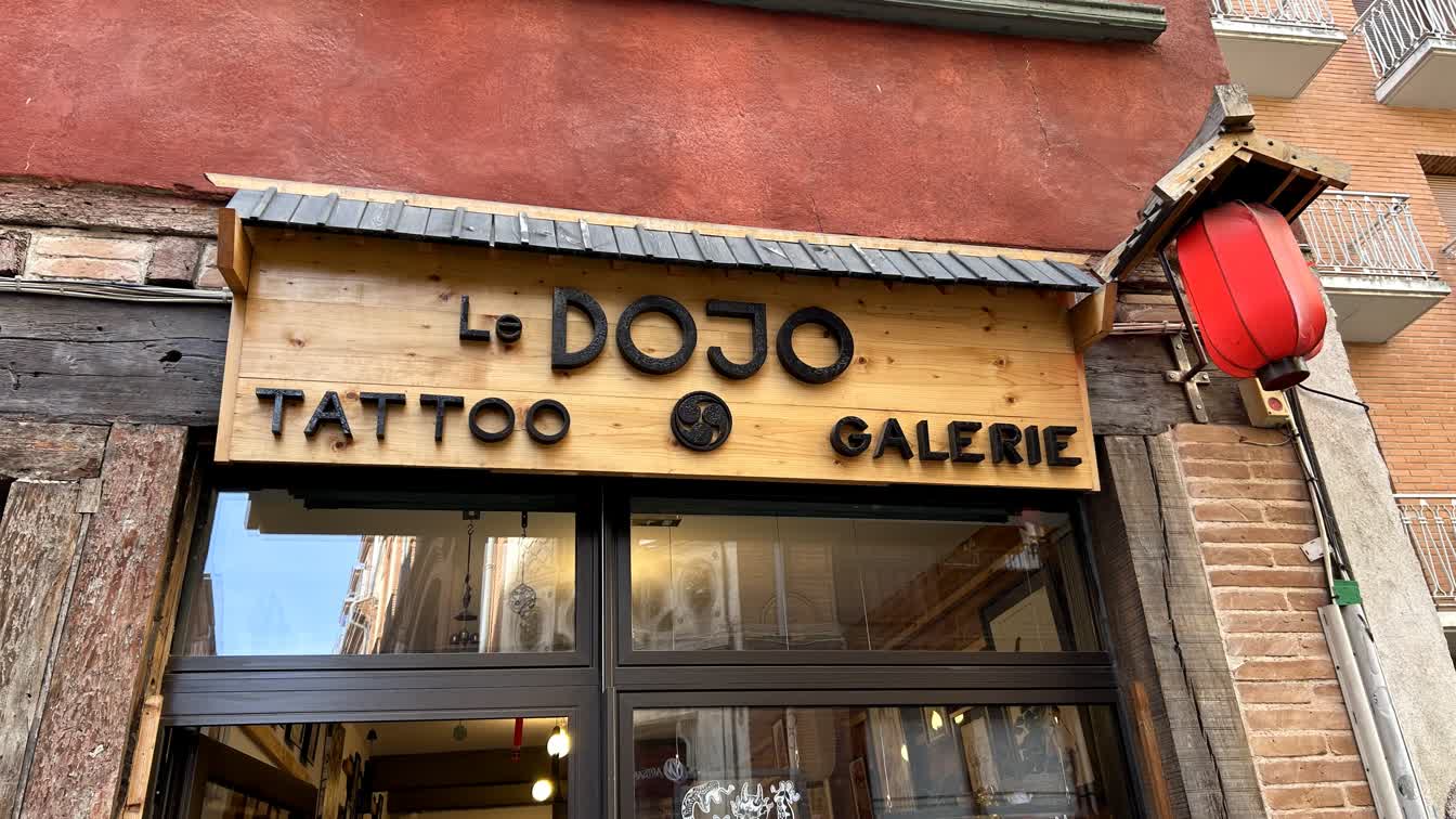 Pheiloe Busido vous accueillera au DOJO Tattoo Galerie à Toulouse !